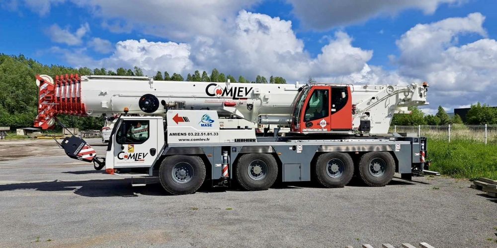 Nouvelle arrivée : la grue mobile Liebherr 1120-4.1