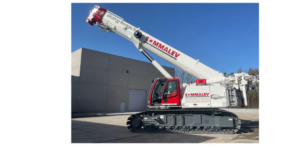 visuel [SOMMALEV]: Premi&egrave;re grue &agrave; chenilles , la Liebherr LTR 1100